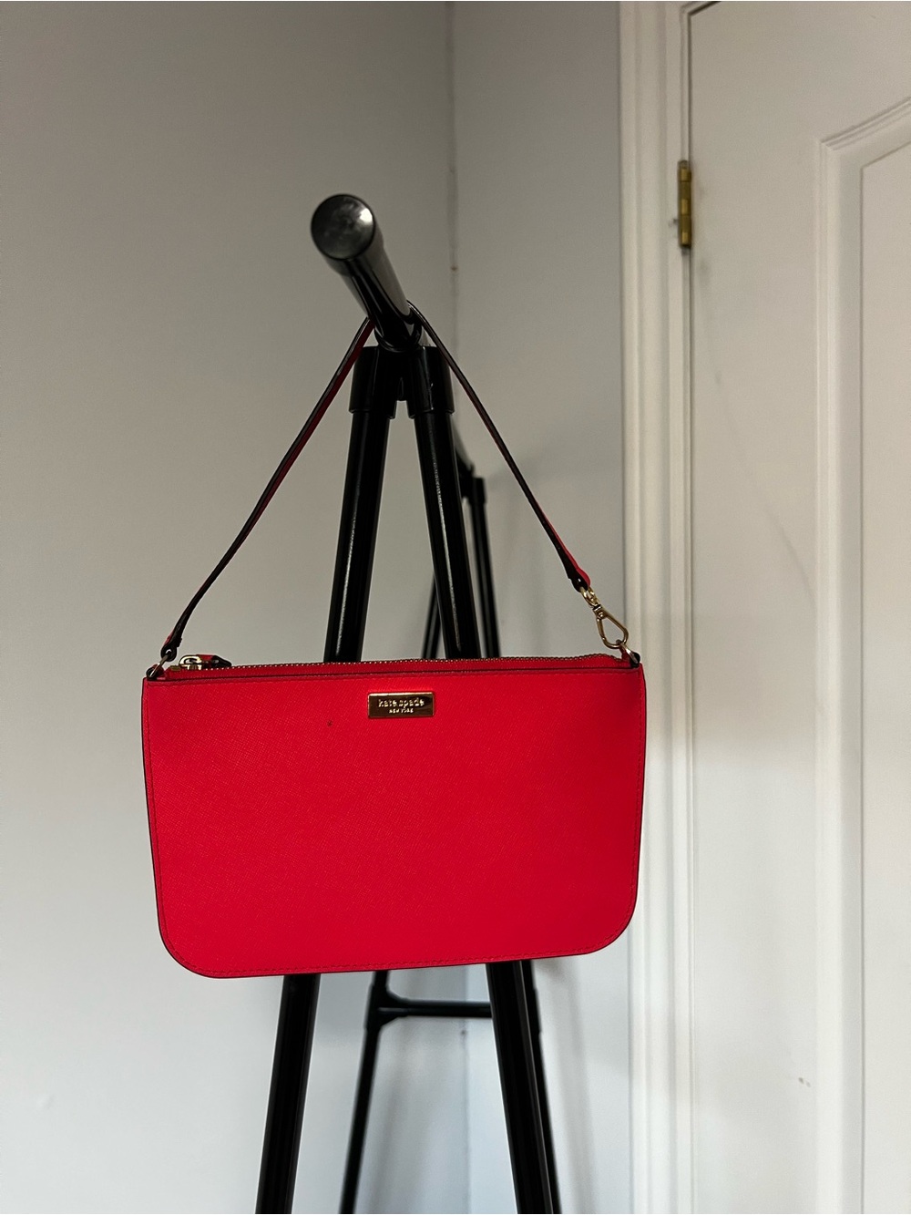 Kate Spade New York Red Saffiano Leather Shoulder Bag Wristlet Clutch